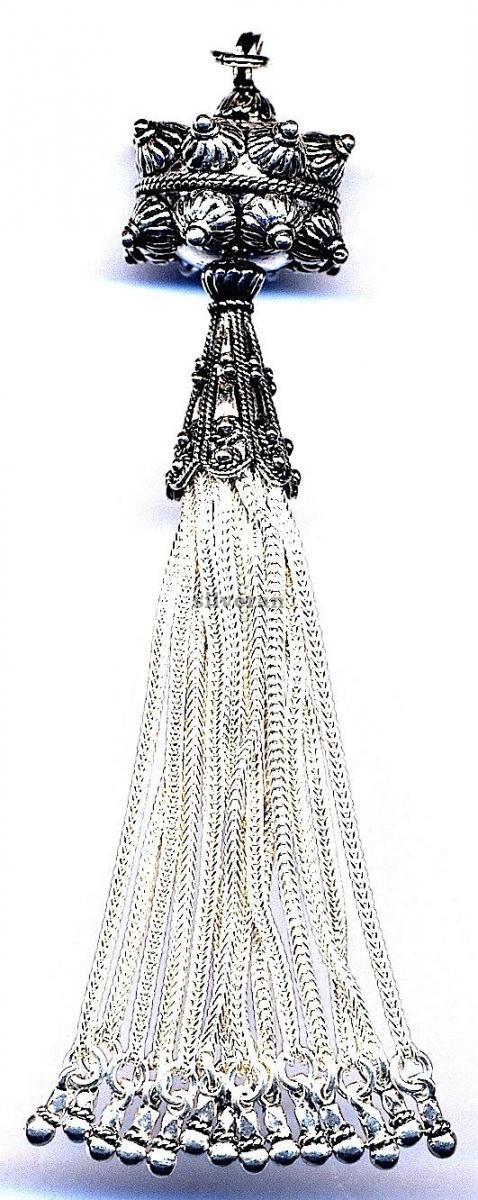 Silver Tassel XX Large