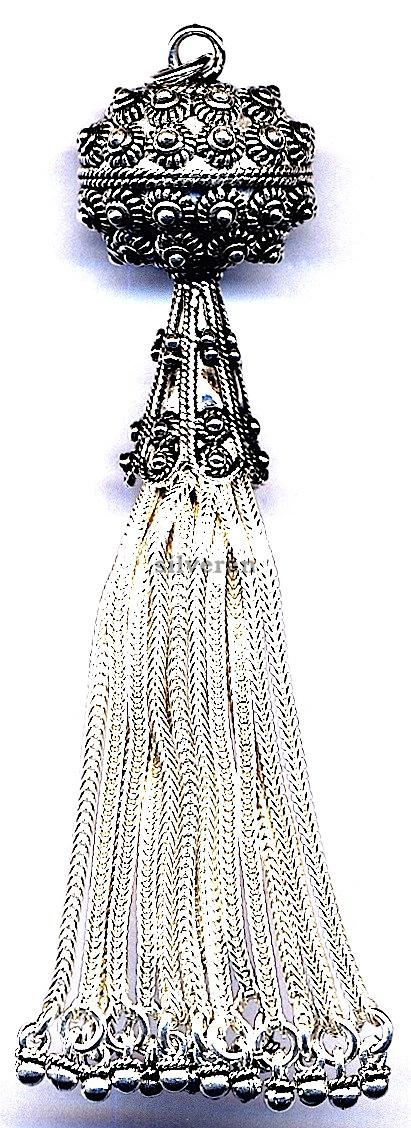 Silver Tassel XX Large